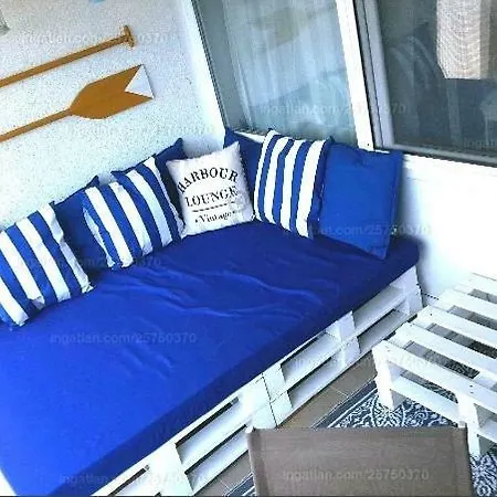Kek Vitorlas Apartman 아파트